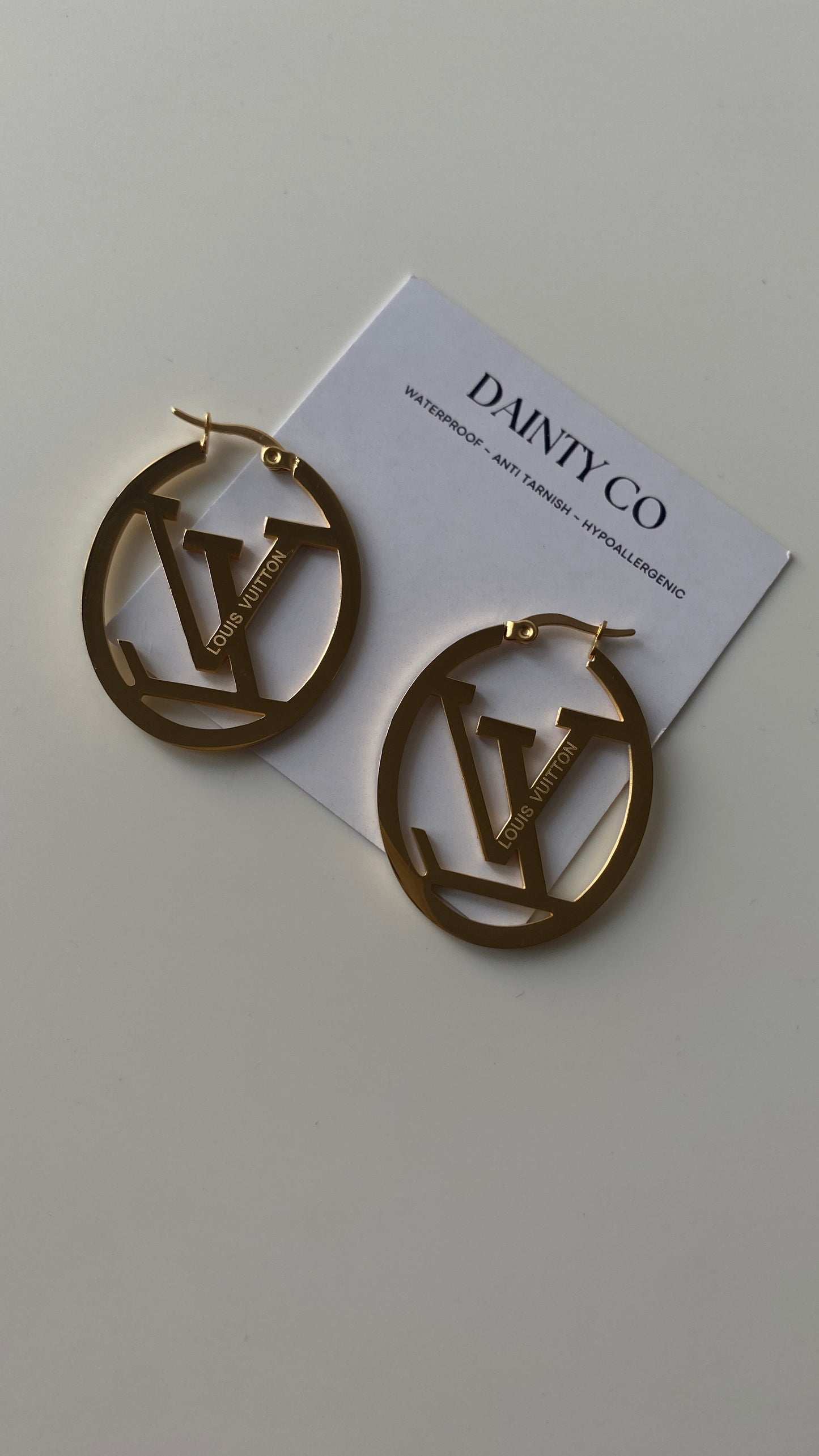 Naomi hoops