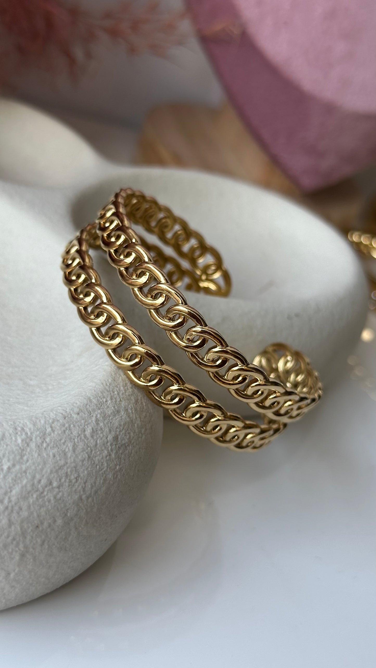 Bracelet
