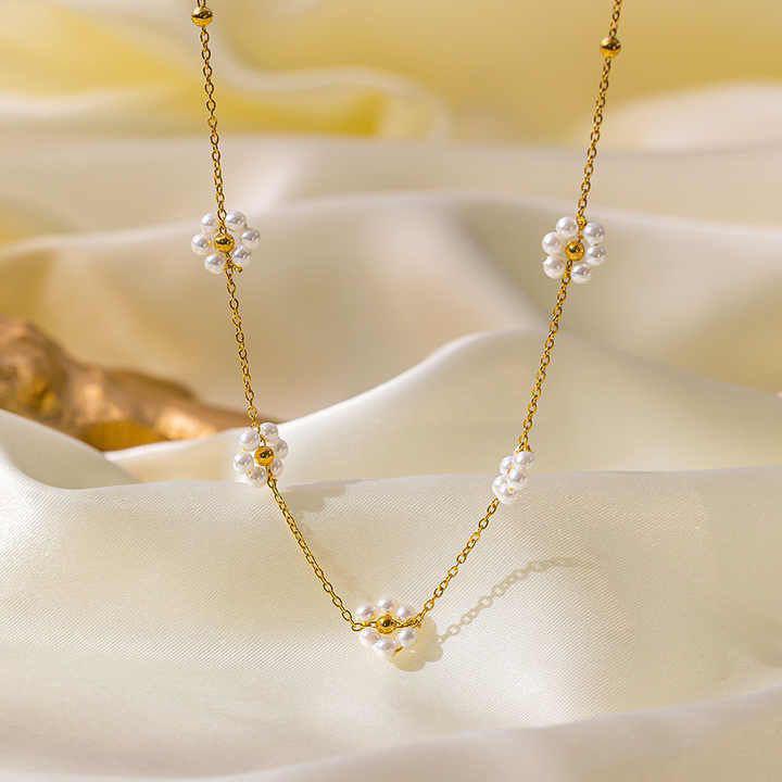 Minimal necklace