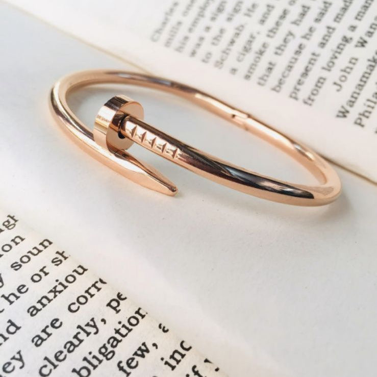Nail bracelet