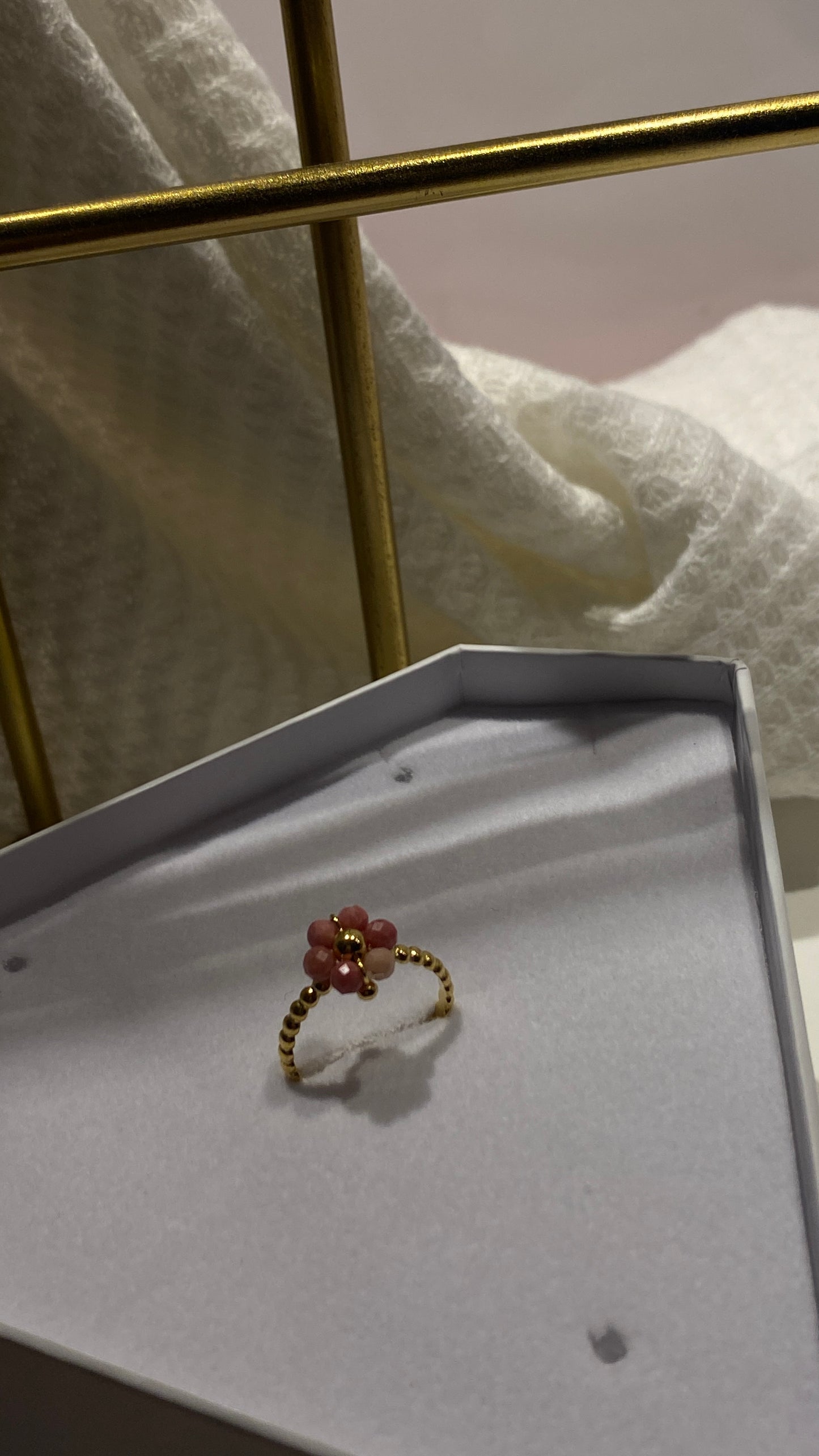 Daisy ring