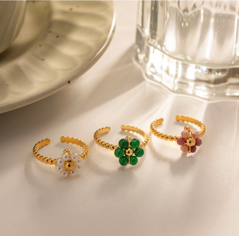 Daisy ring