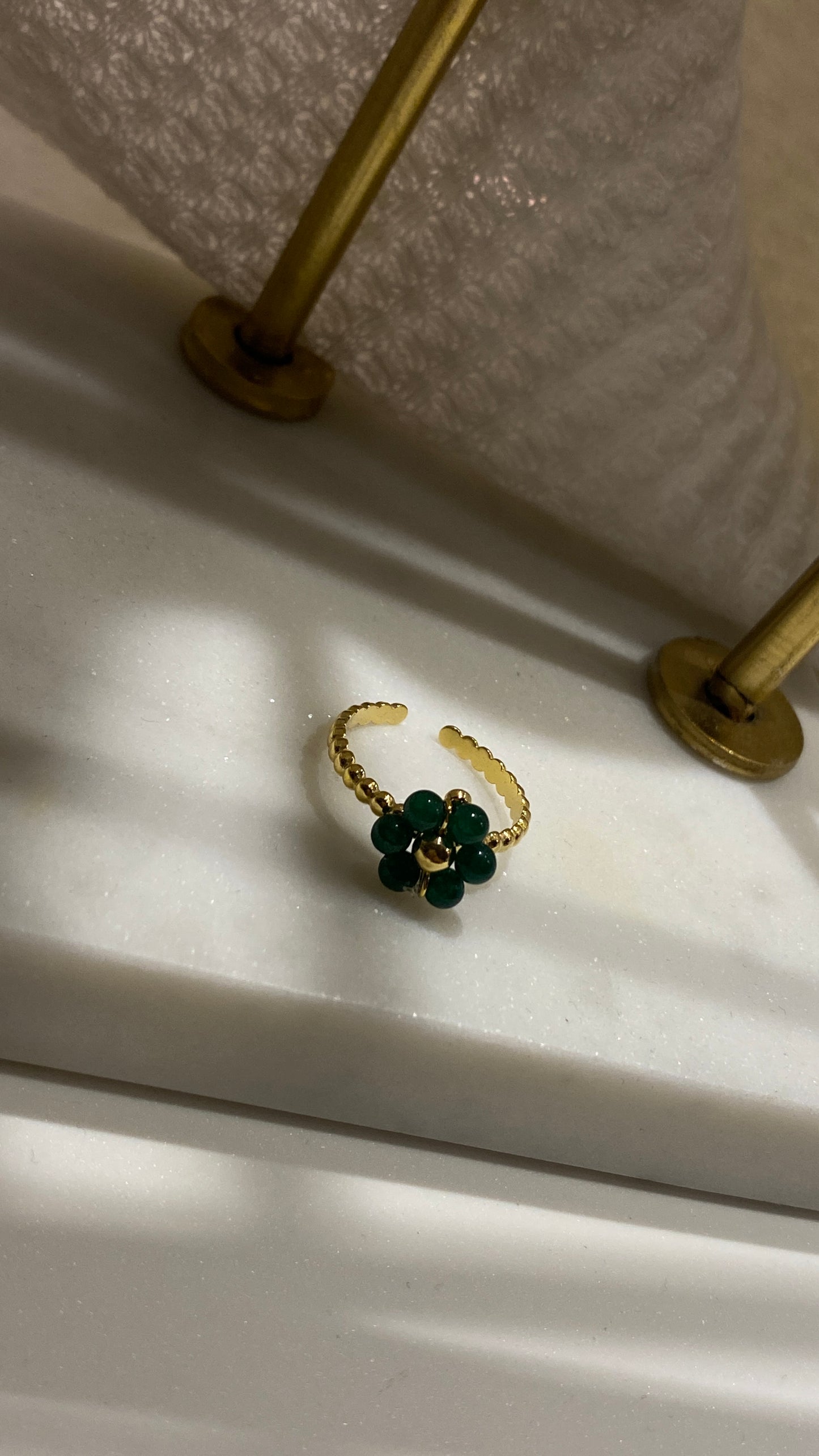 Daisy ring