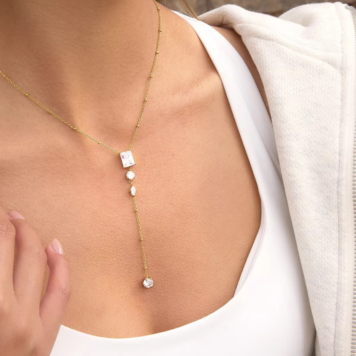 Cici Y necklace