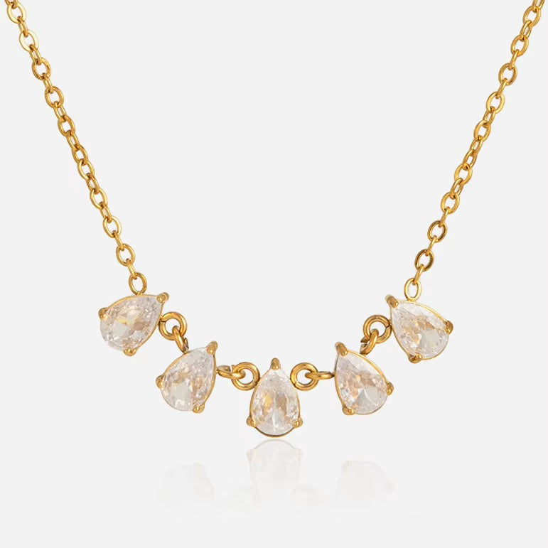 Elira necklace