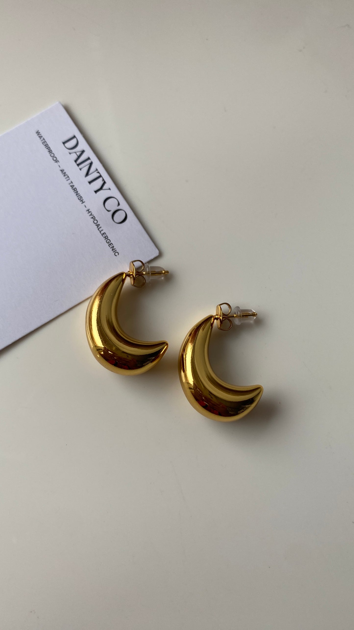 Cliya Earrings