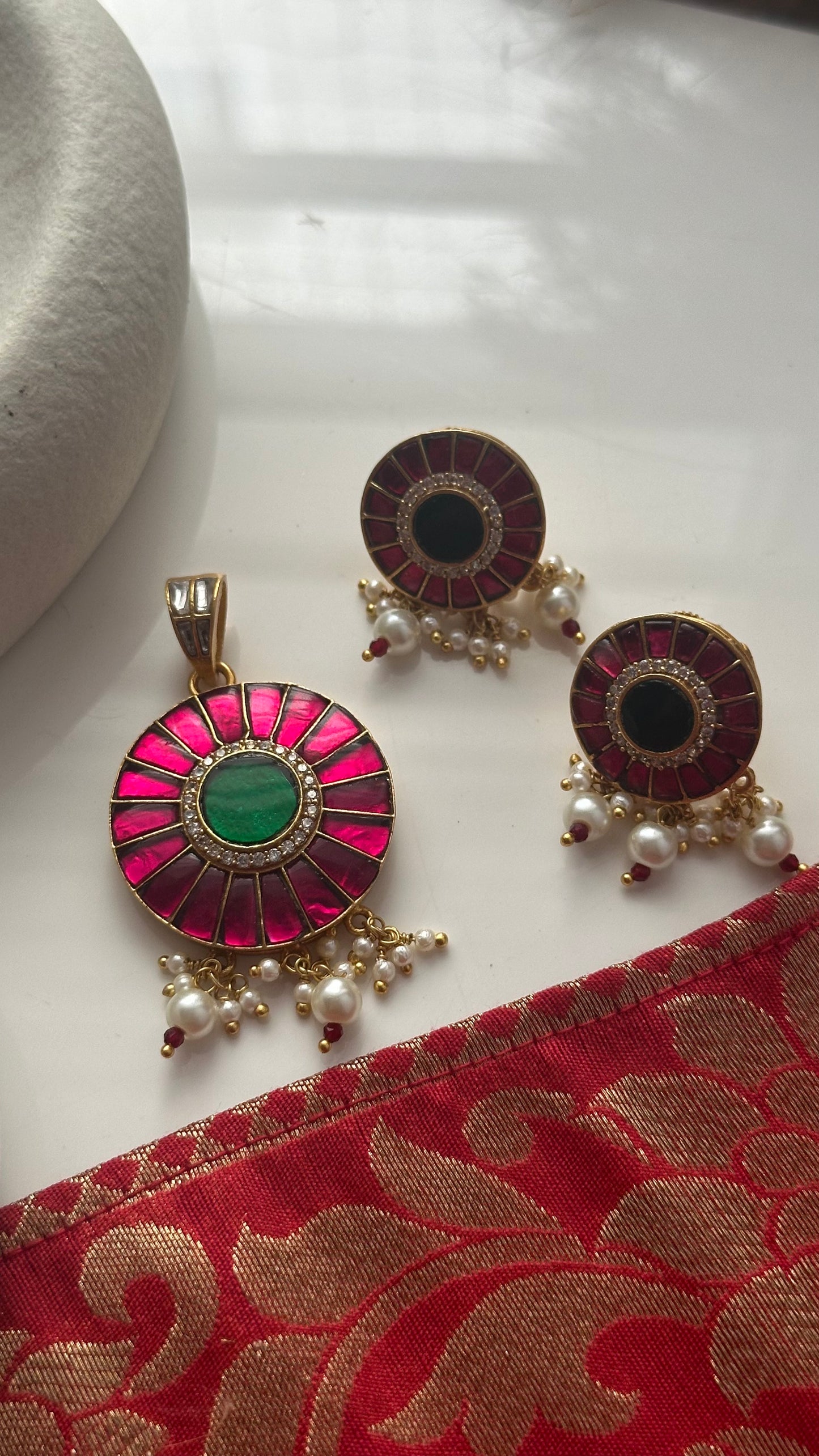 Ranjika Kundan Pendant Set