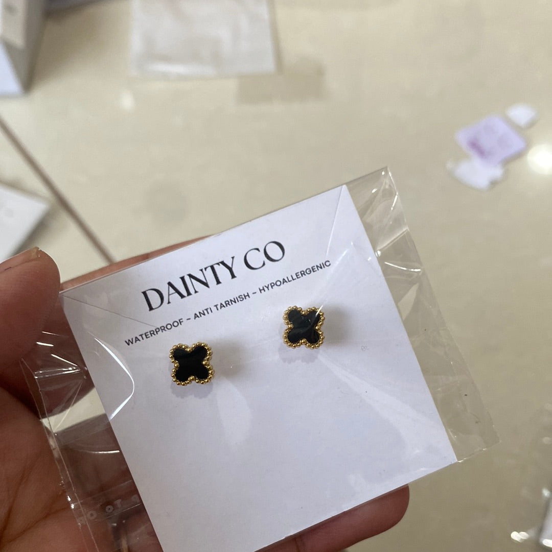 Clover earrings gold