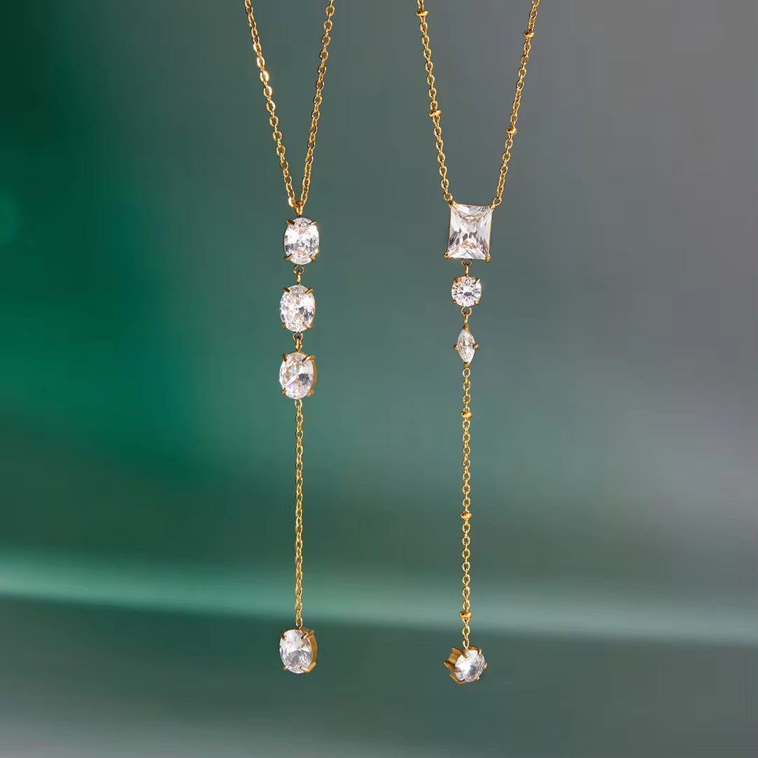 Cici Y necklace
