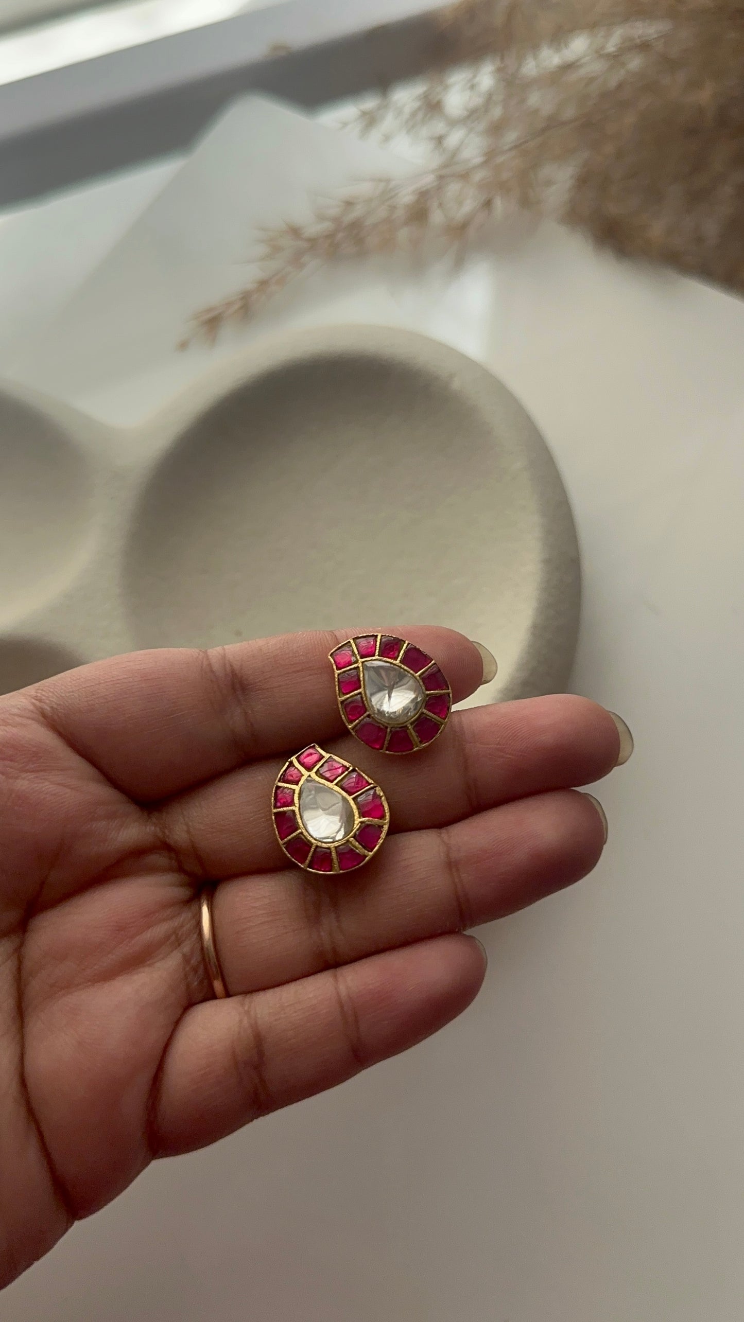 Anika studs