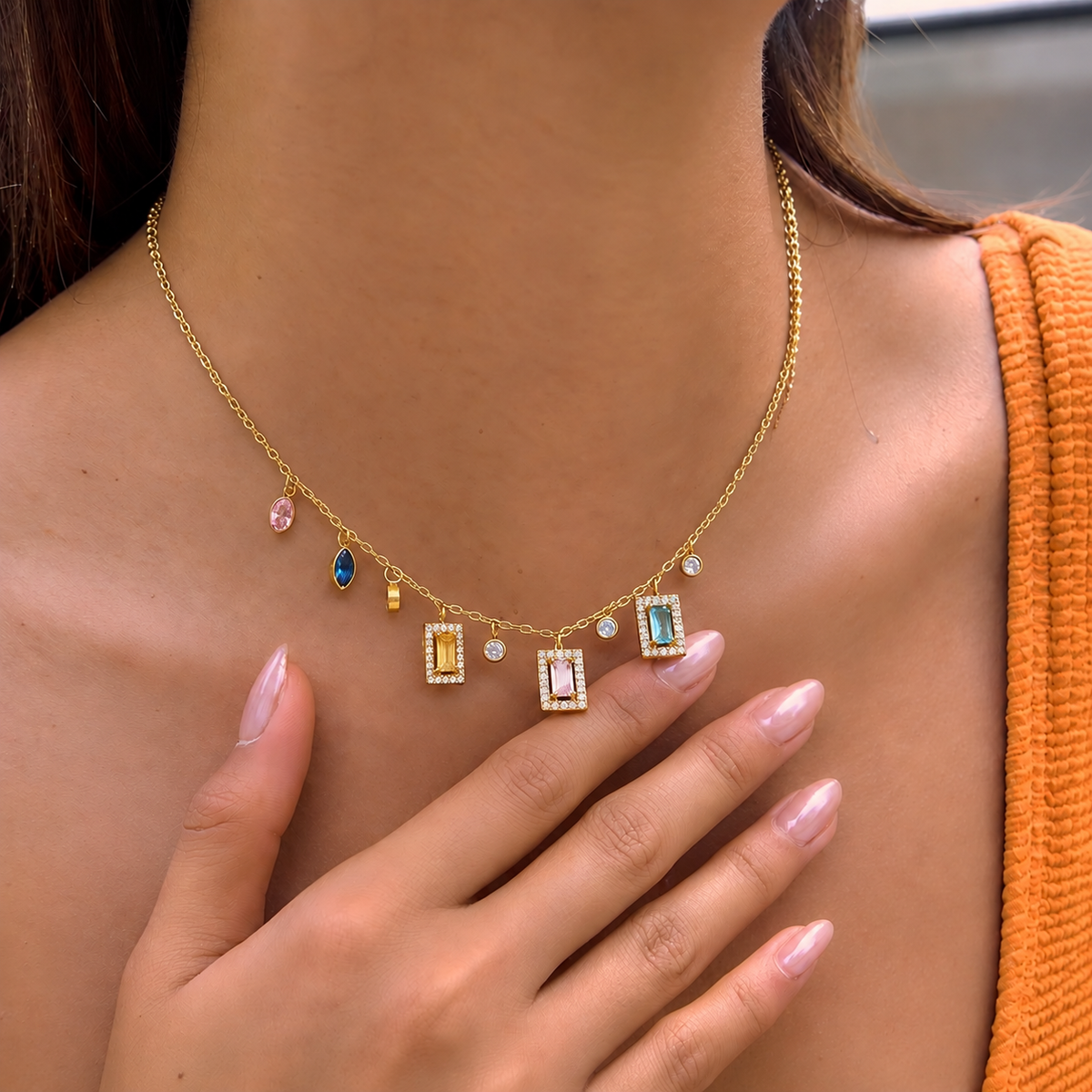 Nevia necklace