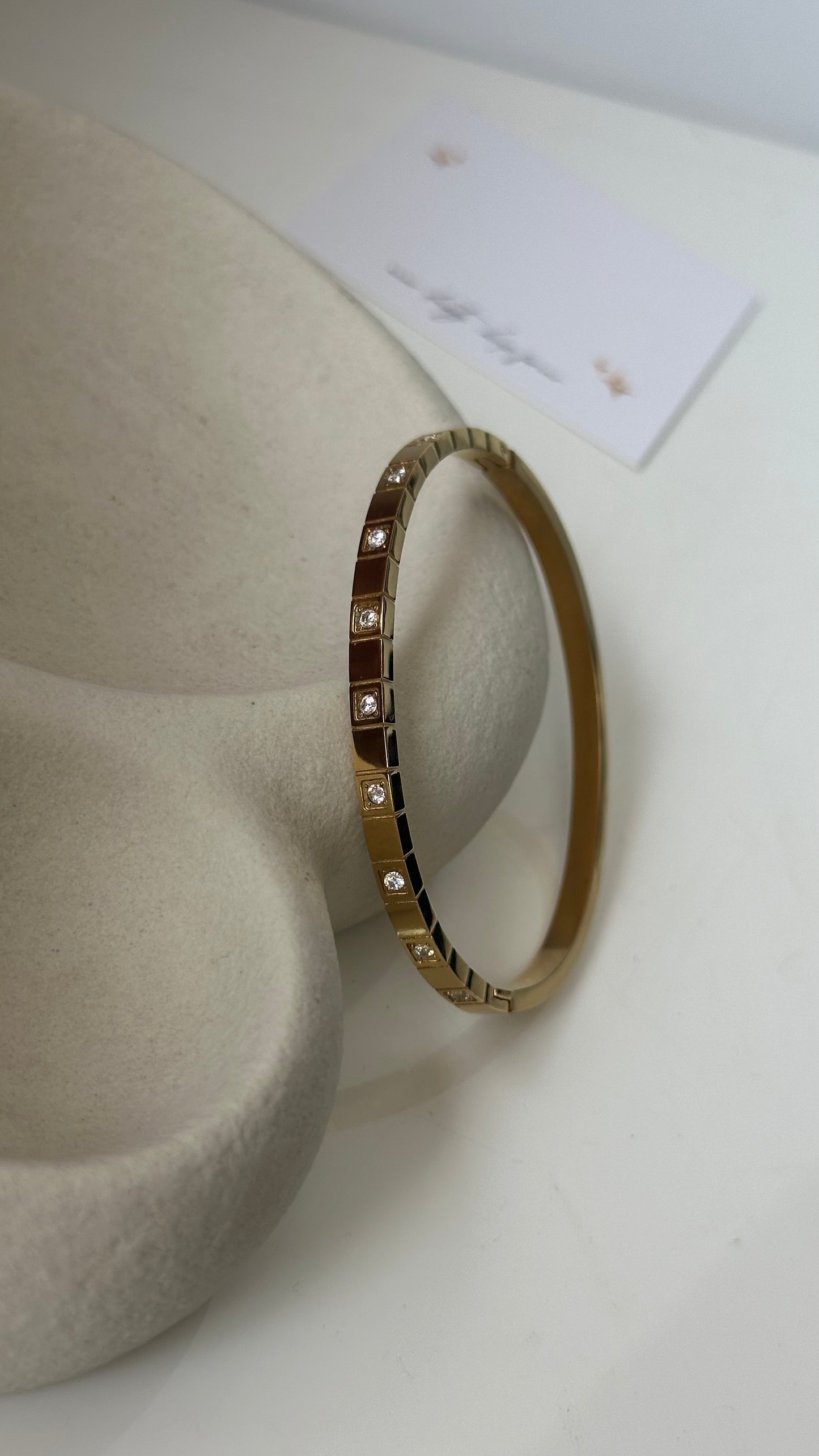Minimal Bracelet