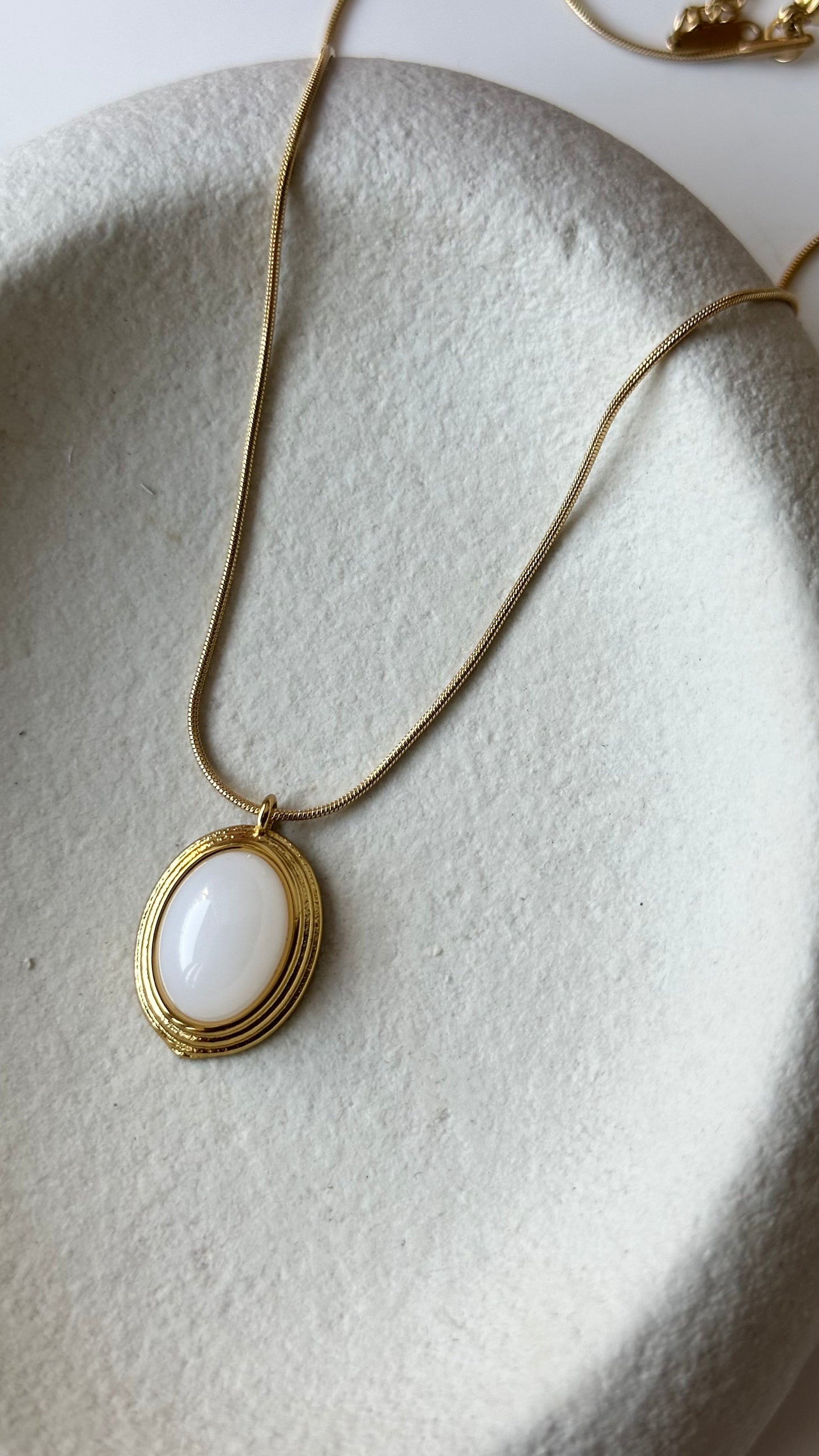 Aether - gold necklace