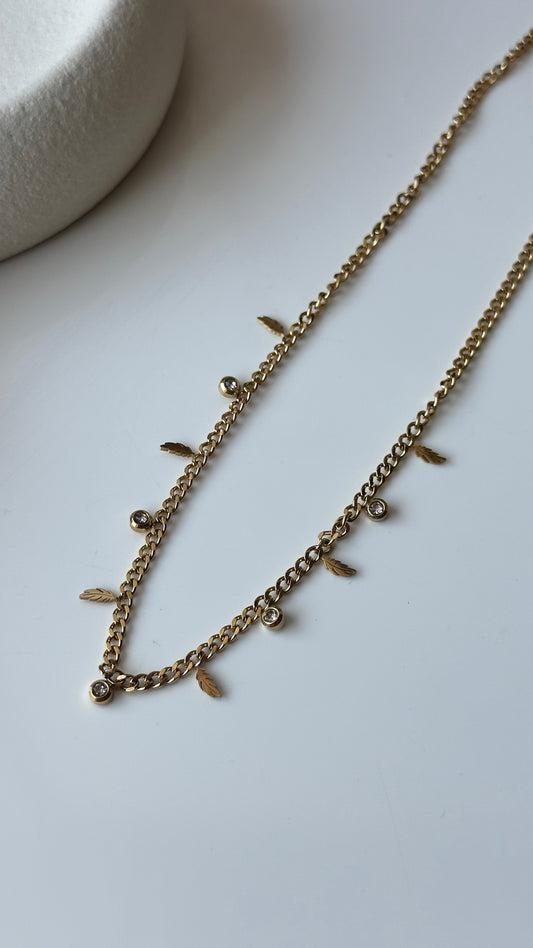 Petite drop necklace - gold