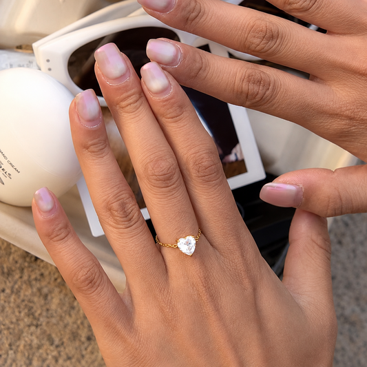 Bella heart ring