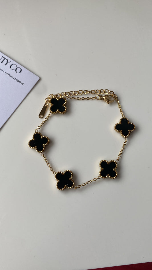 Clover gold bracelet black