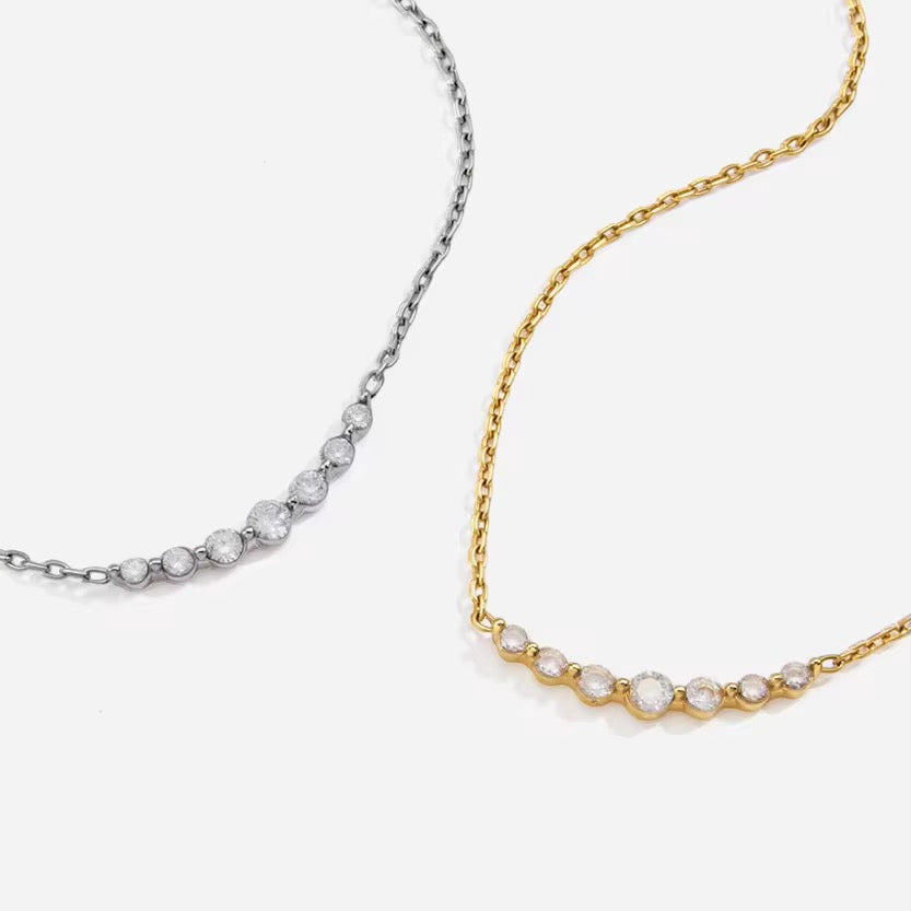 Mireya silver necklace