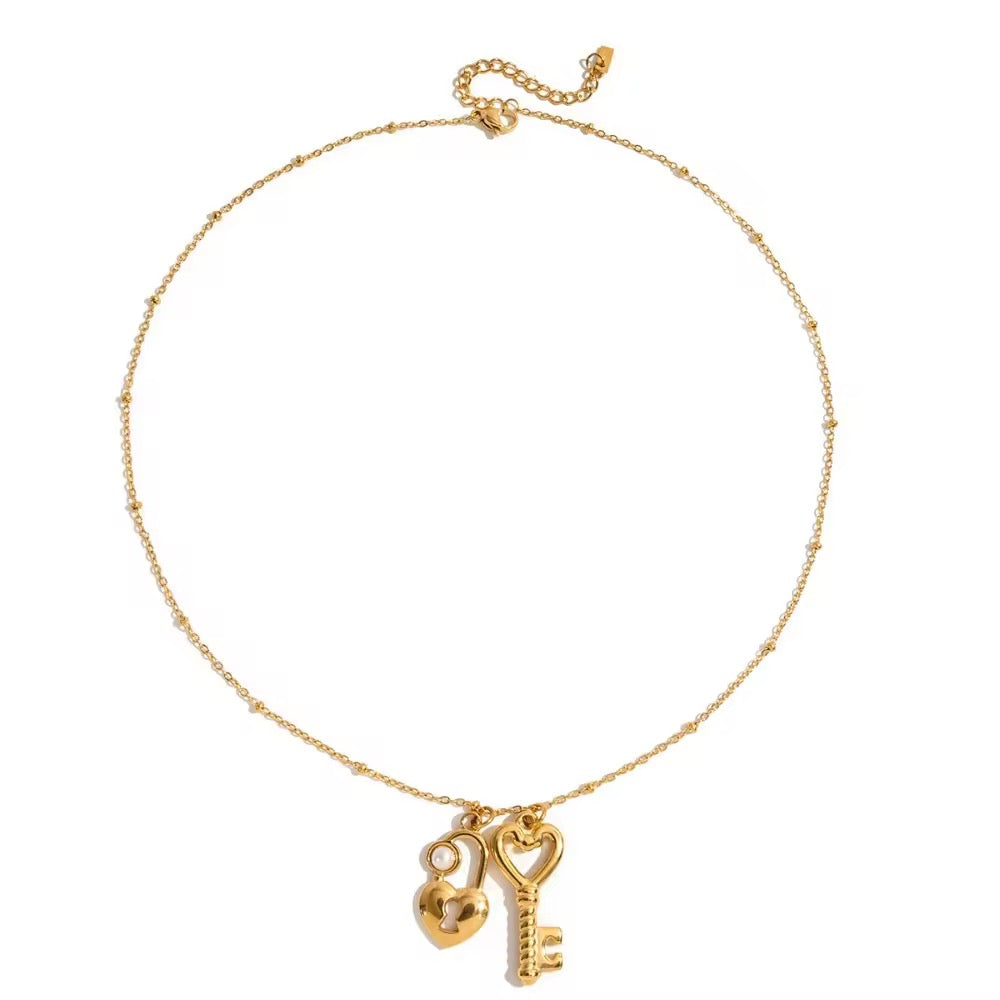 Aloura necklace