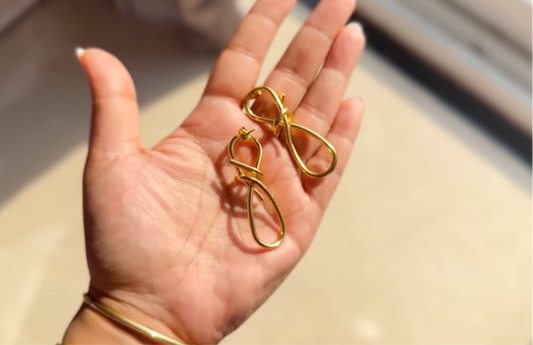 Knotie Earrings