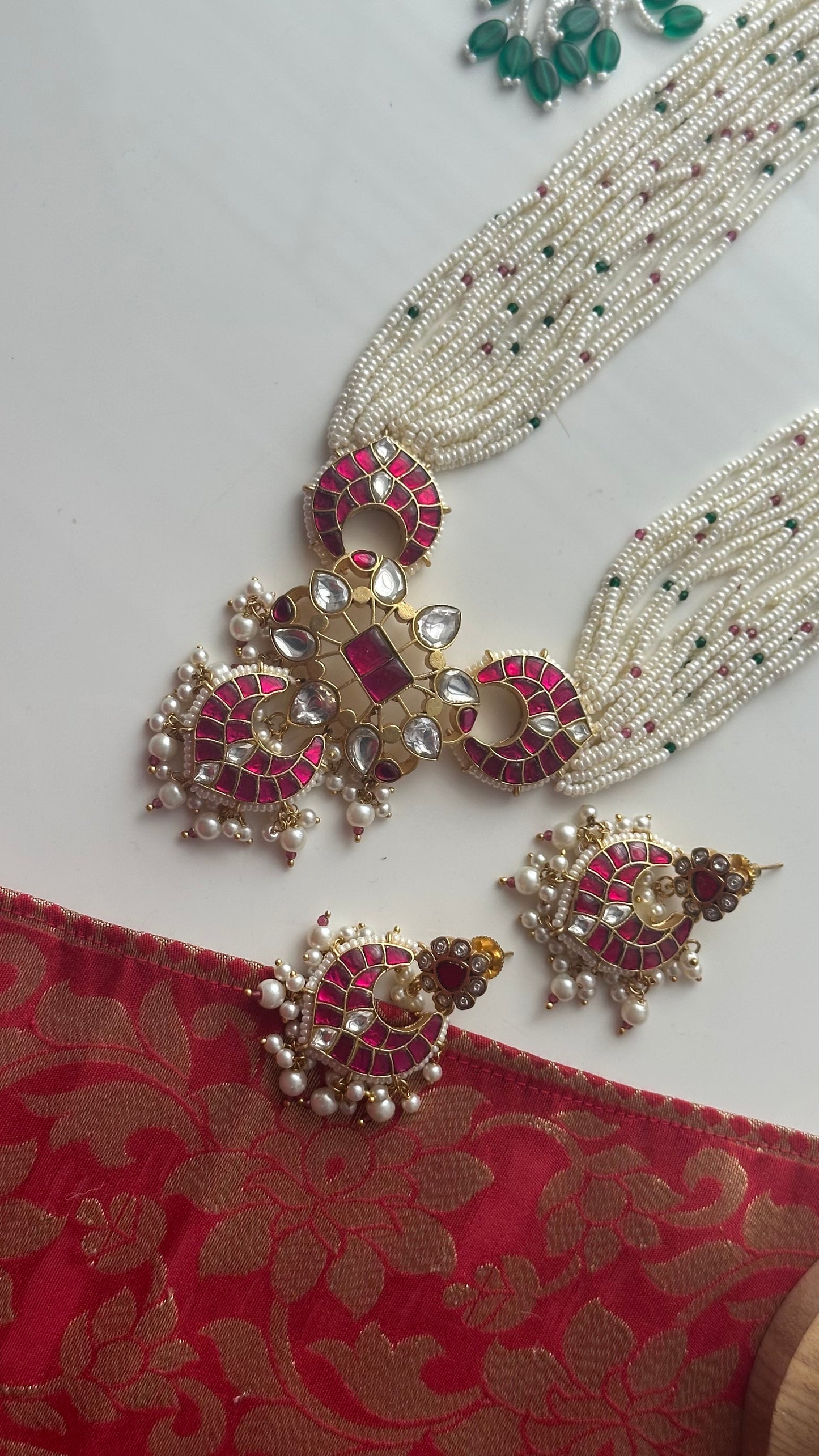 Mehr Noor Jadau Haar Set