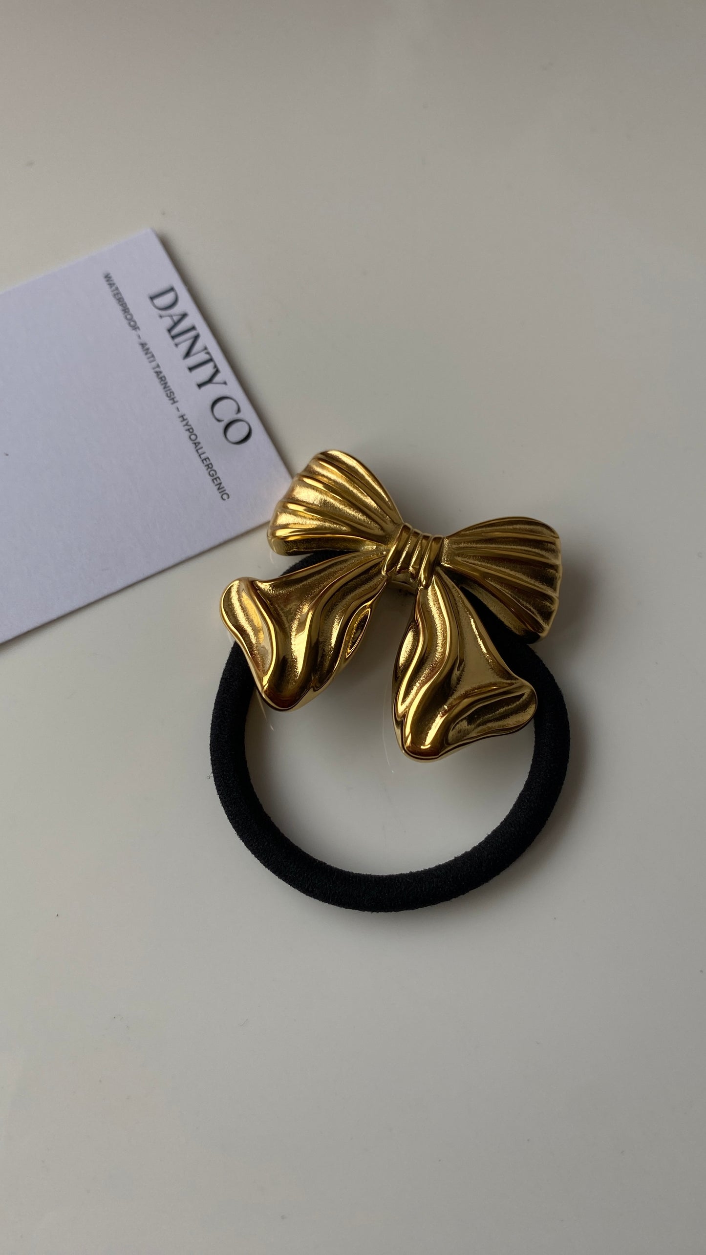 (Bow) Pony cuff